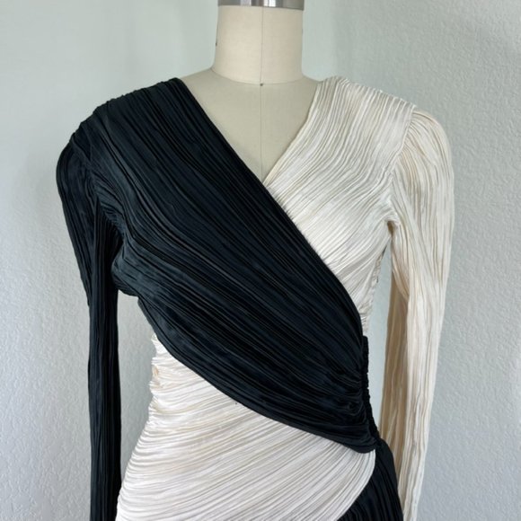 Mary McFadden Brook Shields Color Block Pleated Panel Floor Length Evening Gown - Picture 3 of 13